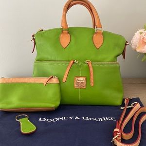 Dooney & Bourke Dillion Zip Top Satchel in Gorgeous Green! Clean & Ready to Go!